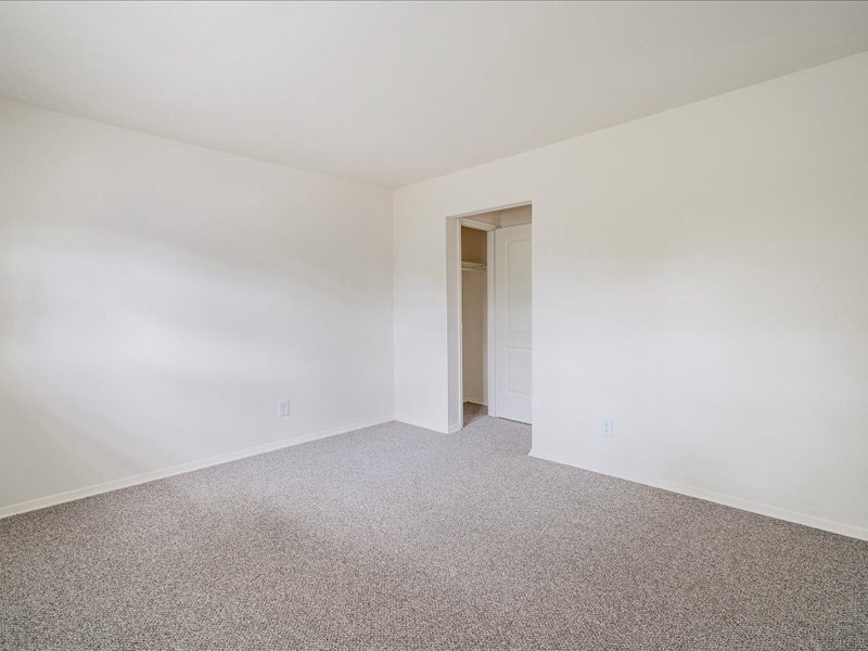 Gallery Photo 15